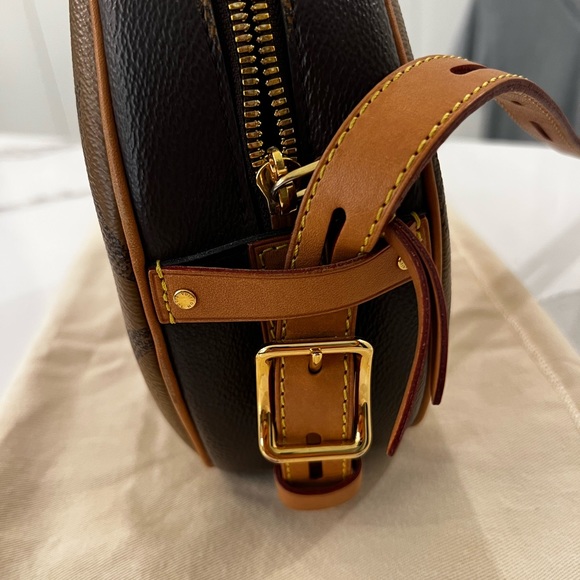 LOUIS VUITTON Reverse Monogram Giant Boite Chapeau Souple Bag - Picture 7 of 16